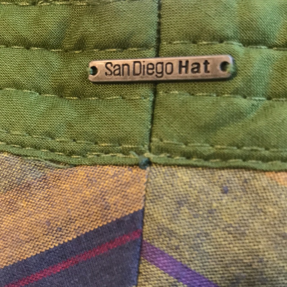 Host Pick 🎉🎉🎉 SAN DIEGO HAT COMPANY Plaid/Reversible Cloche Hat NWOT - Picture 5 of 14